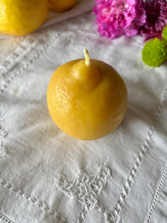Hand-poured Lemon Beeswax Candle